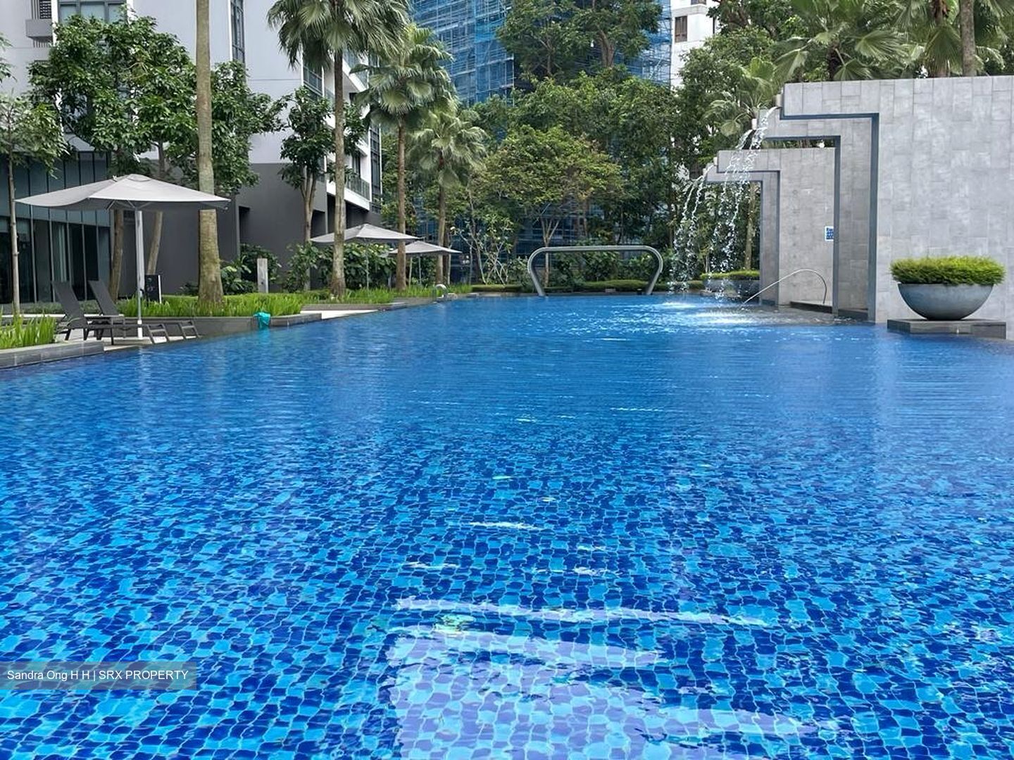 Viva (D11), Condominium #400645031
